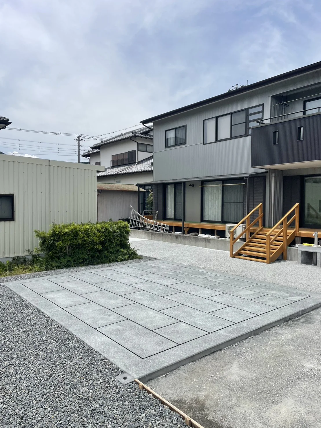 住宅駐車場のドットコンプラス施工事例